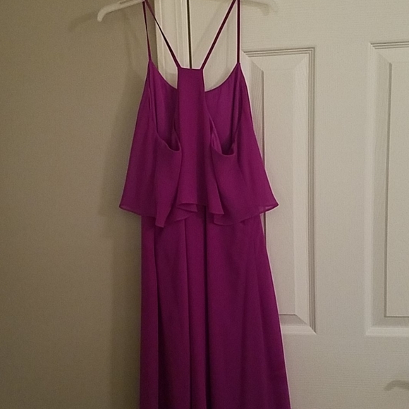 Ladies dress - Picture 2 of 3